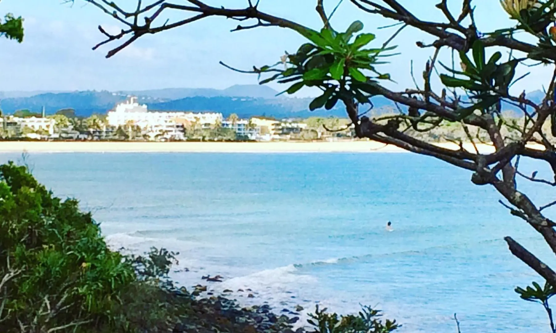 Noosa Bliss - Self Contained, Pool, Tennis, Gym Apartment Noosa Heads