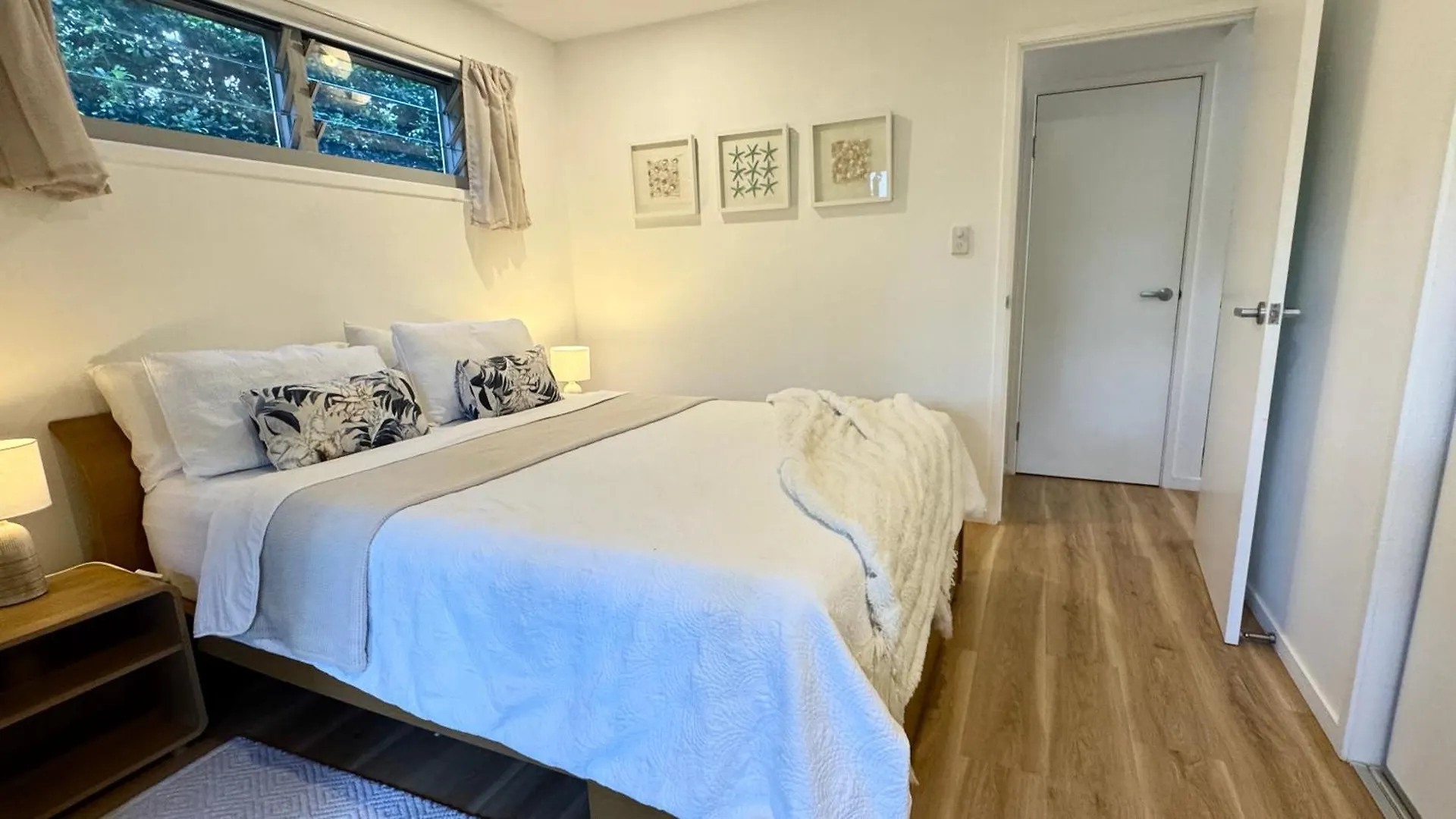 Noosa Bliss - Self Contained, Pool, Tennis, Gym 0*, Noosa Heads